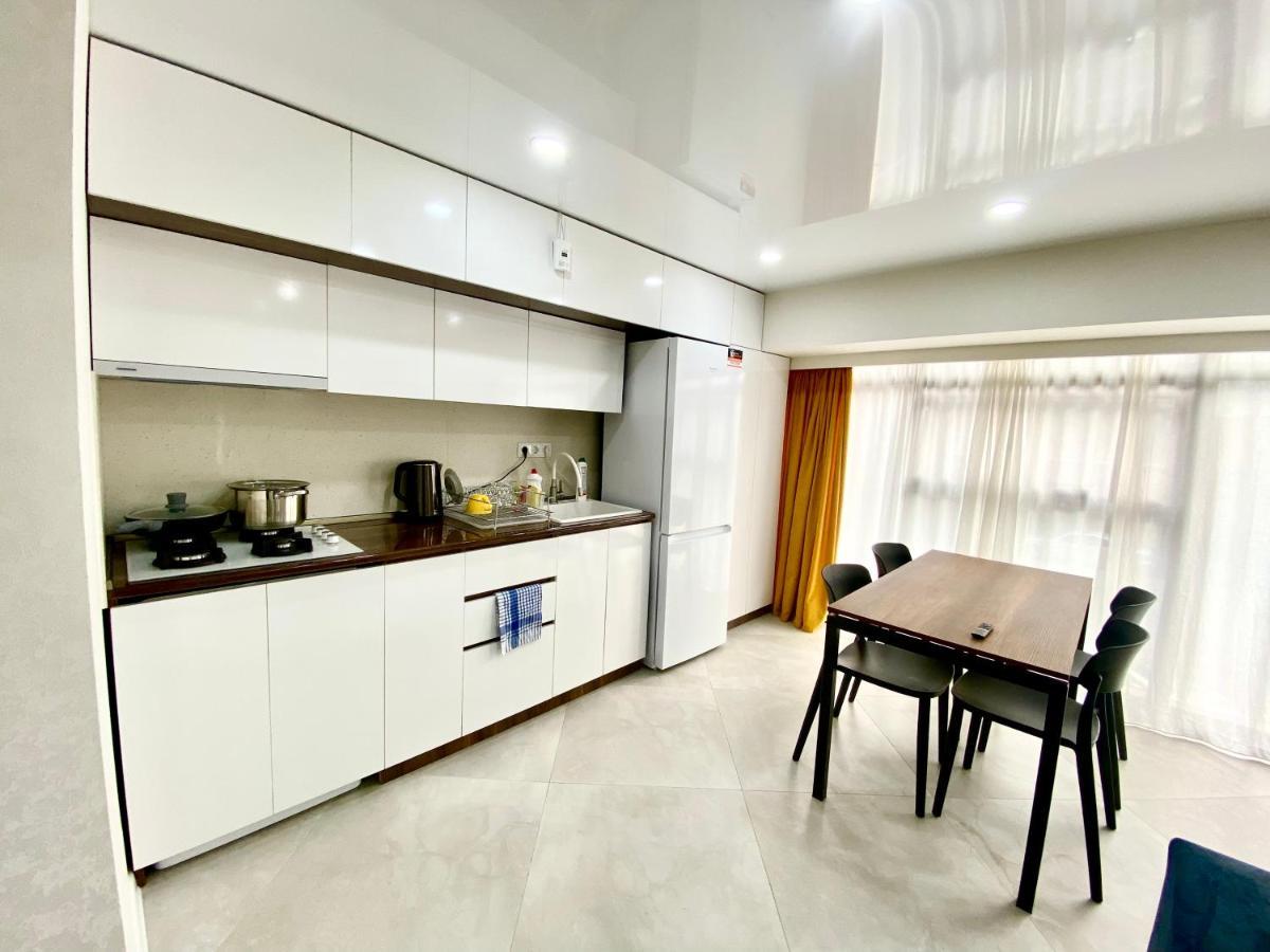 Gss - A Apartment Тбилиси Екстериор снимка